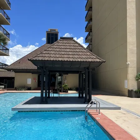 Romar House Beachfront Retreat - 3Br Gulf Views