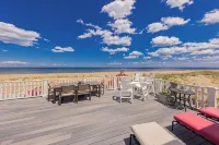 Luxury Multi-Level Oceanfront- Salt Water Pool- Heated Option &Spa, Pet Friendly - Jacuzzi