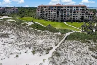 Spectacular Ocean Front Condo on the Omni Plantation - Private Pools