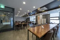 Jinju Golden Tulip Hotel Namgang - breakfast