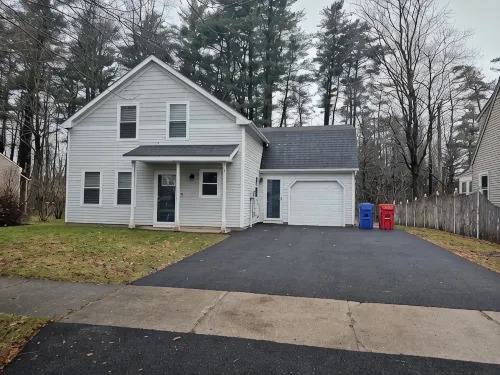 3 BR home near I-89, BTV, UVM & Malls -  Privatzimmer