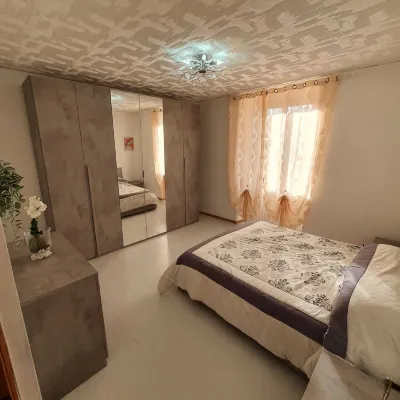 Entire apartment located 30 meters from the sea - บังกะโล