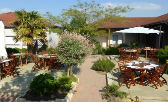 The Originals City, Le Logis d'Elbée, Cholet Nord - Housity