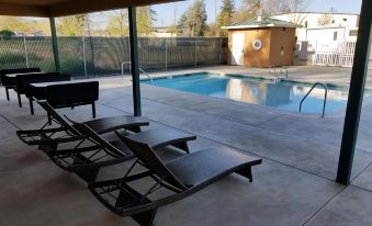 Gridley Inn & RV Park