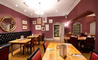 The Corner House Hotel