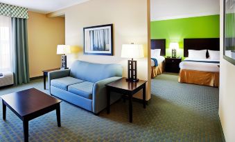 Holiday Inn Express & Suites Newport South