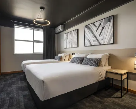 ไนท์แคป แอท เอ็มไพร์ โฮเทล โรงแรมในแอดิเลด