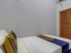 SPOT ON 92828 Galih Kost 1 Syariah