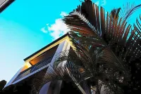 Montego Sands Resort Hotels near Putt Putt Golf Mermaid Beach