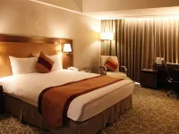 Evergreen Plaza Hotel Tainan Hotels near Sugar Mall