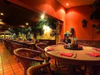 Karon Cafe Inn Hotels near Karon Beach Roundabout