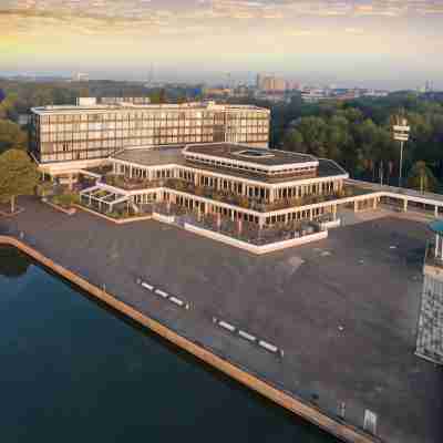 Courtyard Hannover Maschsee Hotel Exterior