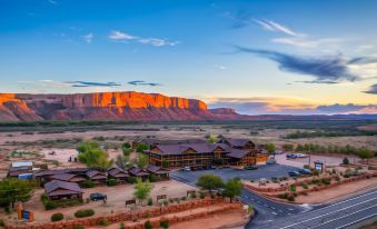 Desert Rose Resort & Cabins