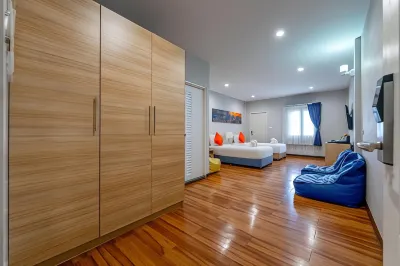 7 Days Premium Hotel at Icon Siam Hotels in Bangkok