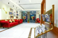 La Villa Suites Hotel