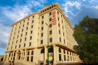 Guest House Hotel Отели в г. Янбу