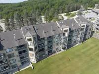 Stoneridge 三臥室標準公寓，可供八人入住，由 RedAwning 提供 聯合航空93號國家紀念館附近的飯店