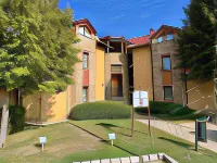 Luxus Golf Apartment Hotel a Buk