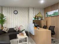 Amelia Guesthouse Hotels in Arjasa