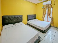 Penginapan Diar Near Pantai Santolo Mitra RedDoorz