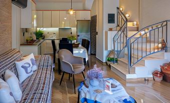 Effie's Maisonette with Detached Studio