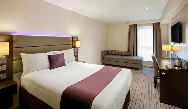 Premier Inn Belfast City Cathedral Quarter โรงแรมใกล้วิคตอเรียสแควร์ช้อปปิ้งเซ็นเตอร์