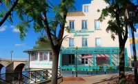 Hôtel l'Esturgeon Các khách sạn ở Poissy