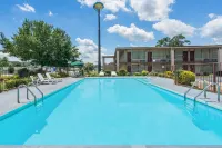 Days Inn by Wyndham Hurricane Mills - Wifi