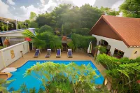 Namphung Phuket Boutique Resort - Condos