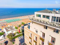 Hotel Adlon - Fronte Mare