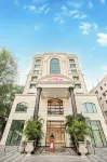 Regenta Central Lucknow by Royal Orchid Hotels Limited Hotel in zona Aeroporto internazionale Chaudhary Charan Singh