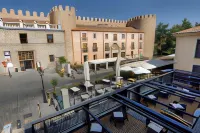 Hostal Restaurante Puerta del Alcázar - Cheap