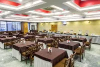 Hotel TIP Top Plaza - พร้อมอาหารเช้า