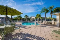 PaddleTail Waterfront Lodge, Trademark Collection by Wyndham - Pools