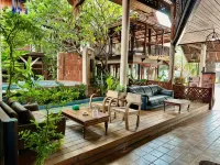 Tony's Place Ayutthaya Hotels in Ho Rattanachai