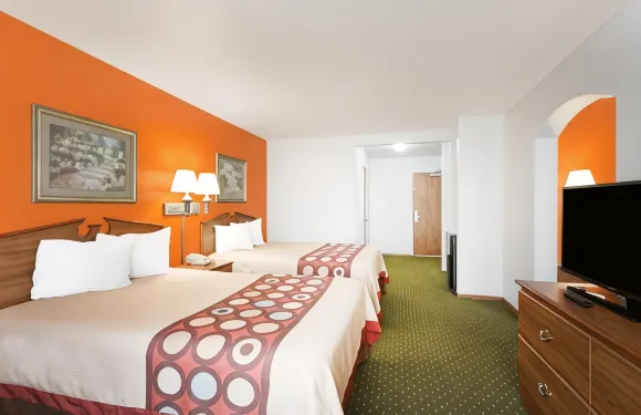 速8酒店-温德姆克洛弗代爾葡萄酒鄉