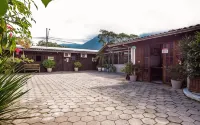 Pousada Novo Encanto Maresias Отели в г. Маресиас