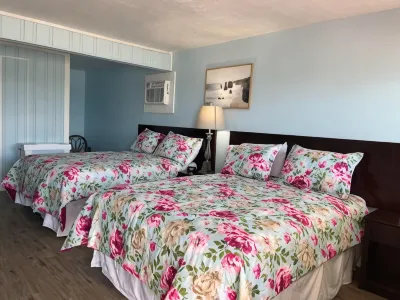 Pete's Lakefront Motel, LLC Hotels in Geneva-on-the-Lake