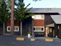 Sierra Blue Hotel & Swim Club
