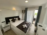 Atas Aqua  Otel Avsa Hôtels à : Avsa Island