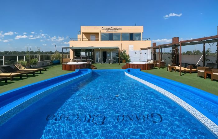 Grand Crucero Hotel