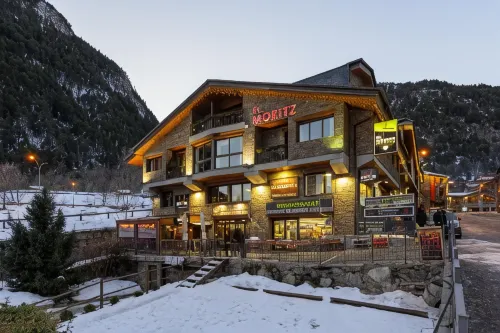 Apartaments Sant Moritz - parking