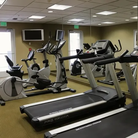 Holiday Inn Express & Suites TEHACHAPI HWY 58/MILL ST. by IHG