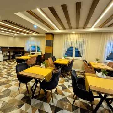 Toprak Apart Otel Отели рядом с достопримечательностью «Antalya Expo Center»