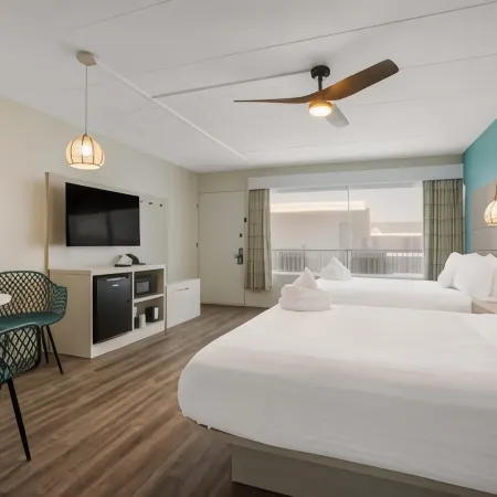 Hotel Cabana Oceanfront/Boardwalk