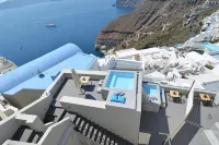 Aria Suites & Villas Hotels in Santorini