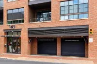 Downtown Annapolis Condo w/ Free Parking + Coffee