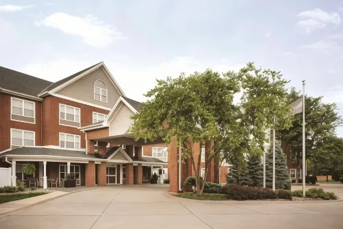 Country Inn & Suites by Radisson, des Moines West, IA Hotels in Clive