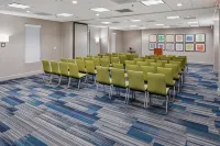 Holiday Inn Express Atlanta Airport-College Park