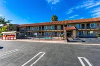 Econo Lodge Inn & Suites Escondido Downtown Hotels in Escondido